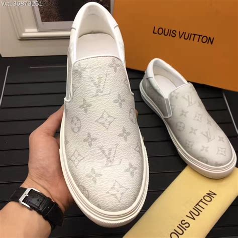 louis vuitton slip on sneakers women.